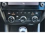 Skoda Octavia Combi 1.5 TSI Greentech Business Edition O.a: Haak, PDC, Stoelverw, Clima, Navi, Carplay, Etc. All-in prijs!