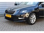 Skoda Octavia Combi 1.5 TSI Greentech Business Edition O.a: Haak, PDC, Stoelverw, Clima, Navi, Carplay, Etc. All-in prijs!