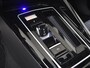 Volkswagen Golf 1.4 eHybrid GTE 245pk DSG/AUTO | Camera achter | Navigatie | Adaptief cruise control | Navigatie | App connect | Stuur + stoelverwarming | 18"LMV