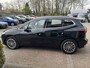 BMW 2-Serie Active Tourer 223i 204PK Automaat Trekhaak / Panoramadak / Leder
