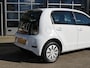 Volkswagen Up! 1.0 / Camera / Clima / Navigatie / BOVAG garantie