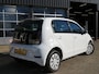 Volkswagen Up! 1.0 / Camera / Clima / Navigatie / BOVAG garantie