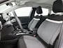 Citroën E-C4X Ë-C4 X EV Feel 50kWh 136pk | Accu SOH 95,3% | Navigatie via Apple Carplay / Android Auto | Climate Control | Cruise Control | Parkeersensoren | Armsteun | Led koplampen | Adaptief demping systeem | Bluetooth | DAB+ radio | Volledig digitaal instrumentenpaneel | 18" lichtmetalen velgen |