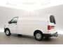 Volkswagen Transporter 2.0 TDI L2H1 | 150PK | Aut. | Airco | Cruise | 3 Zits | Trekhaak | Parkeersens. | Stoelverw.