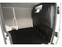 Volkswagen Transporter 2.0 TDI L2H1 | 150PK | Aut. | Airco | Cruise | 3 Zits | Trekhaak | Parkeersens. | Stoelverw.