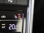 Volkswagen T-Roc 1.5 TSI Style | Trekhaak | Keyless | Parkeerassistent | Digital cockpit Pro | Achteruitrijcamera | Dodehoek detectie | Adaptieve cruise control | Stoelverwarming |
