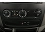 Volkswagen Crafter 2.0 TDI L2H2 | Airco | Camera | Cruise | 3 Zits | Trekhaak | Navi | Sidebars