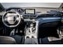 Peugeot 5008 1.2 130 Pk GT-Line | Panoramadak | Afn. Trekhaak | 19 inch LMV | Volledig onderhouden | Camera