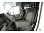 Volkswagen Crafter 2.0 TDI L3H3 | Laadklep | Airco | Camera | Cruise | Carplay | Parkeersensoren
