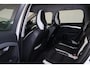 Volvo V70 T R-Edition - Verwarmbare voorstoelen - Cruise control - Regensensor - High Performance Audio - Bluetooth - Bi-xenon koplampen - Multifunctioneel stuurwiel - Parkeersensoren achter - Verstelbare voorstoelen – Roofrails - Lederen stuurwiel - Lederen bekleding