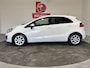 Kia Rio 1.2 CVVT Super Pack, Nieuwe distributieketting, Clima, Cruise, 100% onderhouden, Parkeersensoren achter, Isofix, Blue tooth, Prijs incl apk, beurt, 3 mnd garantie