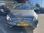Mercedes-Benz B-klasse 180 Ambition // DEALER ONDERHOUDEN!! // LEDEREN BEKLEDING // NAVI // CRUISE // PDC // TREKHAAK // CLIMA // BI-XENON //