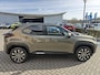 Toyota Yaris Cross 1.5 Hybrid 115 First Edition NL-AUTO KEYLESS BLIND-SPOT PARK-SENSOREN STOEL/STUURVERW LM-VELGEN AD-CRUISE APPLE/ANDROID DAB+