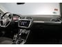 Volkswagen Tiguan Highline Business R 1.5 TSI 150pk DSG Automaat Panoramadak, Adaptive cruise control, Achteruitrijcamera, Verwarmde voorruit, Elektrische achterklep