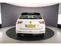 Volkswagen Tiguan Highline Business R 1.5 TSI 150pk DSG Automaat Panoramadak, Adaptive cruise control, Achteruitrijcamera, Verwarmde voorruit, Elektrische achterklep