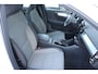 Volvo XC40 T2 Automaat Momentum | Org. NL auto | Lichtmetalen velgen |  Lage KM stand | Apple carplay/ Android auto |