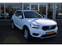Volvo XC40 T2 Automaat Momentum | Org. NL auto | Lichtmetalen velgen |  Lage KM stand | Apple carplay/ Android auto |
