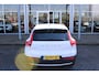 Volvo XC40 T2 Automaat Momentum | Org. NL auto | Lichtmetalen velgen |  Lage KM stand | Apple carplay/ Android auto |