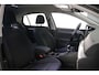 Volkswagen Golf Life 1.5 TSI 150pk Adaptive cruise control, Parkeersensoren, Navigatie, LED koplampen, Stuurwiel verwarmd, App connect, DAB, Radio, Airco, Bluetooth