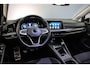 Volkswagen Golf Life 1.5 TSI 150pk Adaptive cruise control, Parkeersensoren, Navigatie, LED koplampen, Stuurwiel verwarmd, App connect, DAB, Radio, Airco, Bluetooth