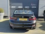 BMW 3-Serie 320i High Executive | Panoramadak | Camera | Lederen Bekleding | Stoelverwarming | Sportstoelen |