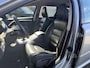 Volvo V70 1.6 T4 R-Edition | Navigatie | Lederen Bekleding | Xenon | Lichtmetalen Velgen | Parkeersensoren |