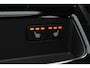 Volvo V60 T6 Plug-in hybrid AWD Ultra Dark | Panoramadak | Verwarmbare voorstoelen, achterbank en stuurwiel | Head-up display | 360 graden camera | Premium audio by Harman Kardon | Adaptieve cruise control |