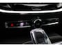 Volvo V60 T6 Plug-in hybrid AWD Ultra Dark | Panoramadak | Verwarmbare voorstoelen, achterbank en stuurwiel | Head-up display | 360 graden camera | Premium audio by Harman Kardon | Adaptieve cruise control |