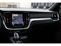 Volvo V60 T6 Plug-in hybrid AWD Ultra Dark | Panoramadak | Verwarmbare voorstoelen, achterbank en stuurwiel | Head-up display | 360 graden camera | Premium audio by Harman Kardon | Adaptieve cruise control |