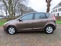 Renault Scenic 2.0 Dynamique Automaat Ecc Cruisecontrol Navigatie Pdc Isofix Lm Velgen Trekhaak
