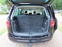 Volkswagen Sharan 1.4 TSI Highline 7 Persoons Ecc Cruisecontrol Navigatie Stoelverwarming Pdc Lm Velgen Trekhaak***Dealer Onderhouden***Apk t/m 8-10-2026***