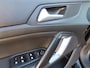 Peugeot 308 SW 1.2 PureTech Blue Lease Premium Massage stoelen Stoelverwarming Leer Panoramadak Carplay Parkassist Achteruitrijcamera Pdc Lm Velgen Trekhaak