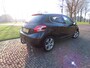Peugeot 208 1.4 VTi Allure Ecc Cruisecontrol Navigatie Sportstoelen Xenon Pddc Lm Velgen Trekhaak***Apk t/m 1-3-2027***