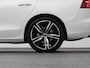 Volvo V60 2.0 B3 Momentum Advantage | CRUISE | TREKHAAK