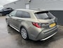 Toyota Corolla Touring Sports 1.8 Hybrid Dynamic Automaat Zeer mooie toyota Corolla TS Nederlandse auto incl: ApplCarplay/Androidauto, Adaptieve Cruise Control, Climate control, LM velgen, Stoelverwarming.