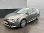 Toyota Corolla Touring Sports 1.8 Hybrid Dynamic Automaat Zeer mooie toyota Corolla TS Nederlandse auto incl: ApplCarplay/Androidauto, Adaptieve Cruise Control, Climate control, LM velgen, Stoelverwarming.