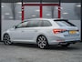 Skoda Superb Combi 1.5 TSI ACT Limited Sportline | Trekhaak | 1e Eigenaar | BTW | Adaptieve Cruise Control | Virtual Cockpit | Stoelverwarming | Stuurwiel Verwarmd | elektrische Sportstoel | Diamant Sticksels | Stoelverwarming Achter | Alcantara |