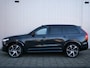 Volvo XC90 2.0 T8 Recharge AWD R-Design 7p Long Range 455 Pk Automaat Navi / DAB / Leer / Pano-dak / Luchtvering / Apple Carplay / HUD / 7 persoons