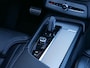 Volvo XC90 2.0 T8 Recharge AWD R-Design 7p Long Range 455 Pk Automaat Navi / DAB / Leer / Pano-dak / Luchtvering / Apple Carplay / HUD / 7 persoons