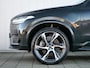 Volvo XC90 2.0 T8 Recharge AWD R-Design 7p Long Range 455 Pk Automaat Navi / DAB / Leer / Pano-dak / Luchtvering / Apple Carplay / HUD / 7 persoons