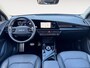 Kia Niro EV ExecutiveLine 64.8 kWh | Elektrisch verstelbare stoelen incl. geheugenfunctie | Harman/Kardon premium geluidsinstallatie | Stoelventilatie | Glazen schuif-/kanteldak | Stoel- en stuurverwarming | Elektrisch bedienbare achterklep | Parkeersensoren voor- en achter | Achteruitrijcamera | Head up display