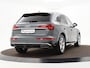 Audi Q5 55 TFSIe 367pk S-tronic S edition · Camera · Luchtvering · Wegklapbare Trekhaak · Elek. Voorstoelen · Cruise Control · 18'' Inch · Apple/Android Car Play ·