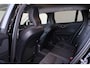 Volvo V60 T6 Recharge AWD Core Bright - IntelliSafe Assist & Surround - 360º Camera - Harman/Kardon audio - Adaptieve LED koplampen - Verwarmde voorstoelen, stuur & achterbank - Parkeersensoren voor & achter - Extra getint glas - 18' LMV