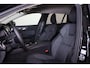 Volvo V60 T6 Recharge AWD Core Bright - IntelliSafe Assist & Surround - 360º Camera - Harman/Kardon audio - Adaptieve LED koplampen - Verwarmde voorstoelen, stuur & achterbank - Parkeersensoren voor & achter - Extra getint glas - 18' LMV
