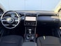 Hyundai Tucson 1.6 T-GDI MHEV Comfort / Trekhaak 1650 KG / Stoelverwarming / Navigatie / Achteruitrijcamera / Parkeersensoren Voor + Achter / NL Auto / Fabrieksgarantie 3-2027 /