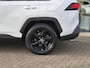 Toyota RAV4 2.5 Hybrid AWD | 1.650 KG Trekgewicht! | Afn. Trekhaak | Climate Control | Cruise Control | Parkeersensoren + Camera | Licht metalen velgen