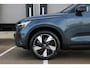 Volvo EX40 Single Motor Extended Range Business Ed. 82 kWh | Verwarmbare voorstoelen+stuurwiel | Premium audio by Harman Kardon | Apple carplay/Android auto | Warmtepomp | 19 inch lichtmetalen velgen