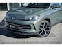 Volkswagen Tiguan 1.5 eHybrid l Panorama-dak l 20 inch velgen l Trekhaak l Comfort plus-pakket l Assistance pakket Plus l