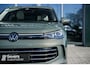 Volkswagen Tiguan 1.5 eHybrid l Panorama-dak l 20 inch velgen l Trekhaak l Comfort plus-pakket l Assistance pakket Plus l