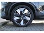 Volvo C40 Single Motor Plus 69 kWh | Camera | Draadloze telefoonlader | Extra getint glas | All-Season banden
